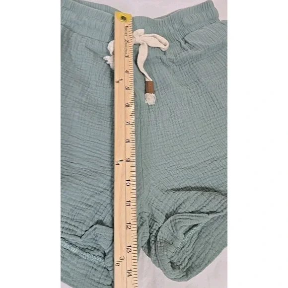 Paradise Women's Large Sage Green Shorts Set - Picture 9 of 14